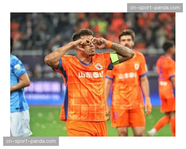 云南玉昆四十控球率造威胁，约尼查调度成反击发起点